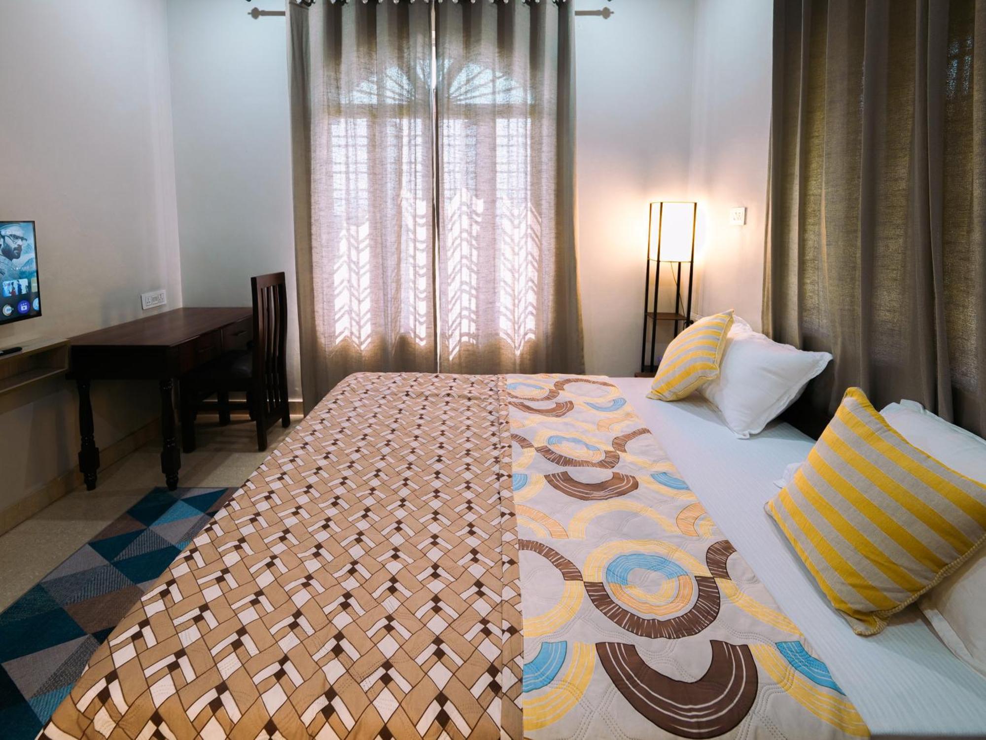 Hoztel Jollygrrant Doon Hostel Rāni Pokhri Εξωτερικό φωτογραφία