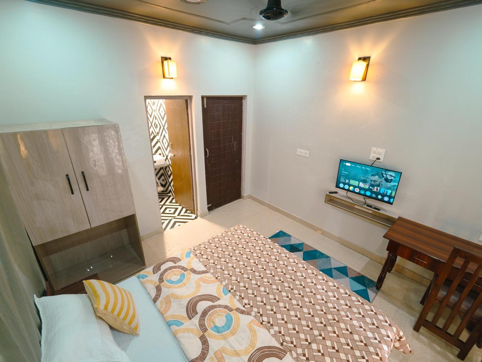 Hoztel Jollygrrant Doon Hostel Rāni Pokhri Εξωτερικό φωτογραφία