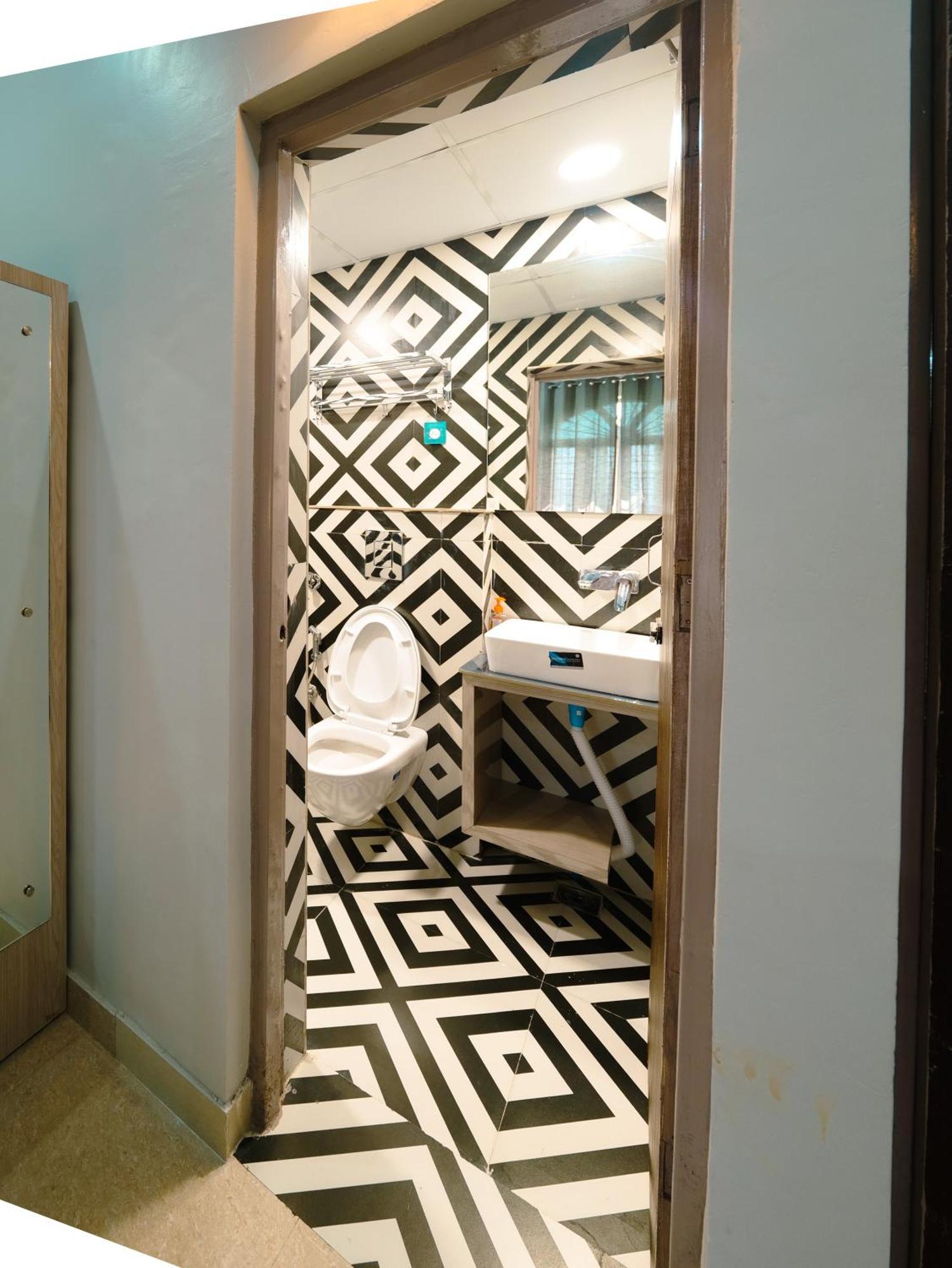 Hoztel Jollygrrant Doon Hostel Rāni Pokhri Εξωτερικό φωτογραφία