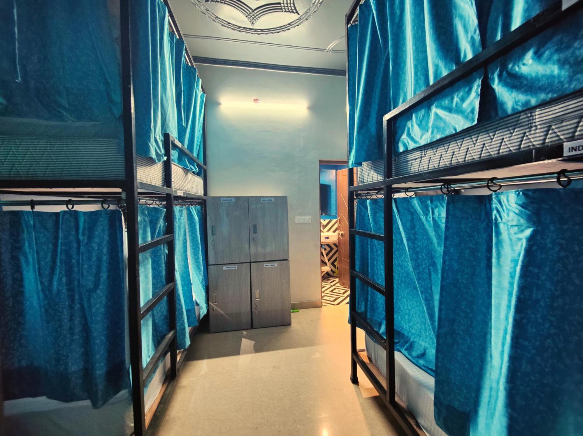 Hoztel Jollygrrant Doon Hostel Rāni Pokhri Εξωτερικό φωτογραφία